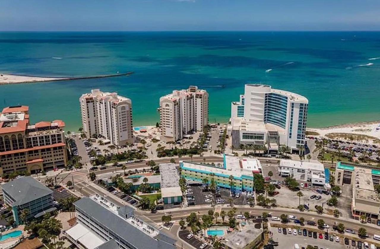 Pelican Pointe Clearwater Beach Hotel Exteriör bild